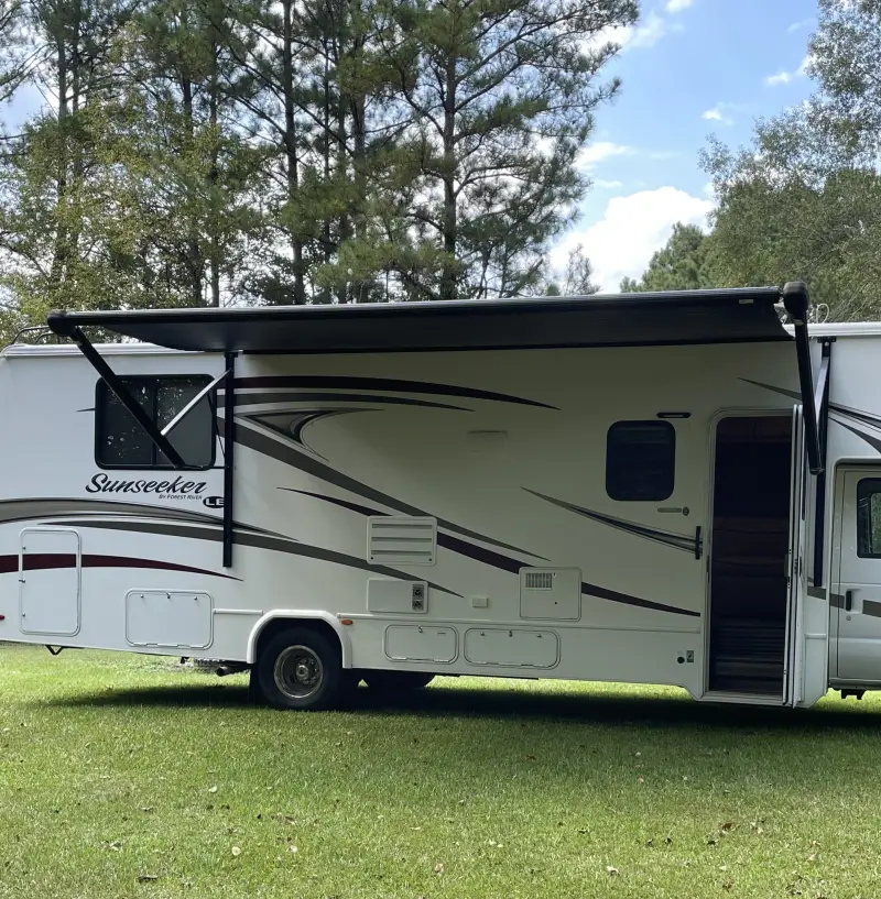 2017 Forest River Sunseeker photo 5