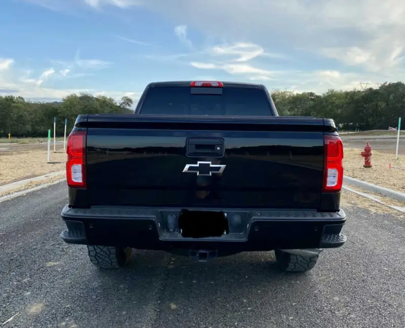 2017 Chevrolet Silverado 1500 LTZ photo 6