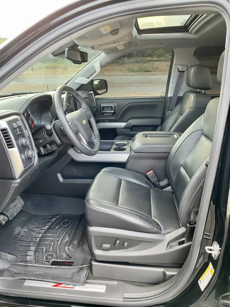 2017 Chevrolet Silverado 1500 LTZ photo 8