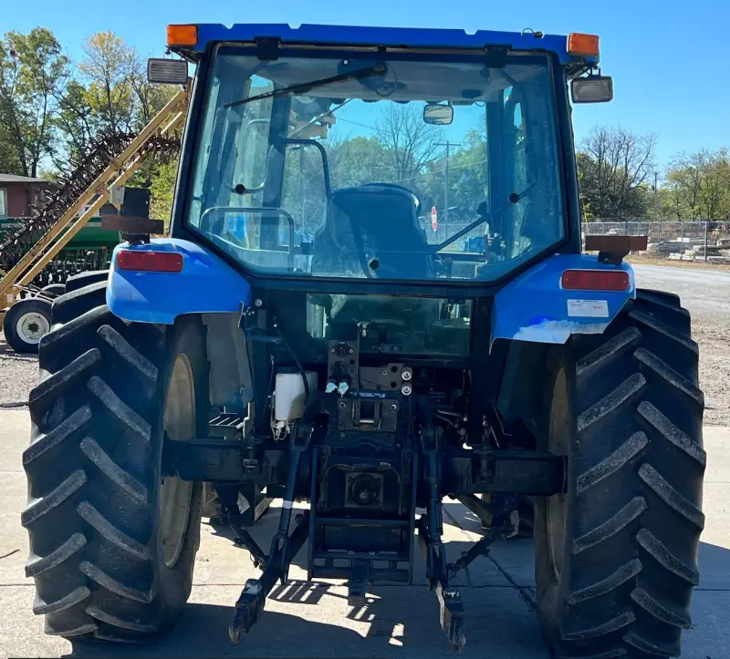 2007 New Holland TL100A photo 6