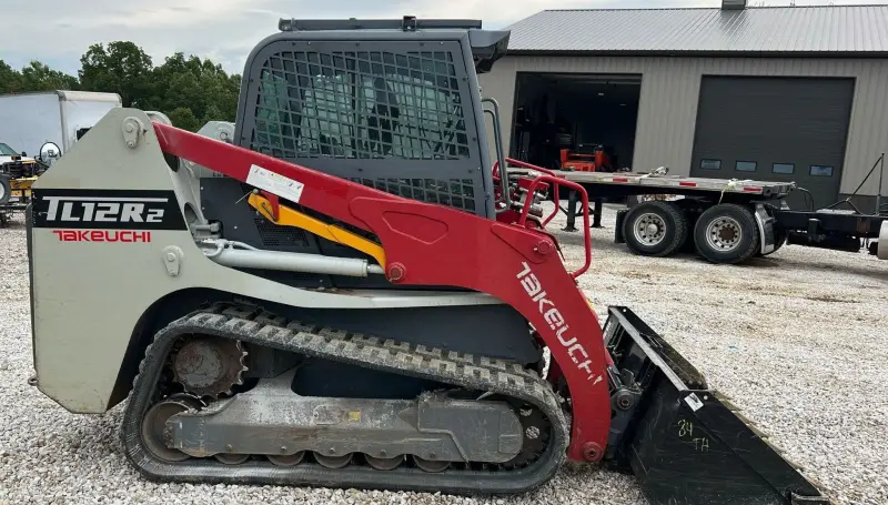 2020 Takeuchi TL12R2 photo 4